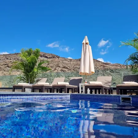 Villa De Lujo Con Piscina Climatizada Mogán